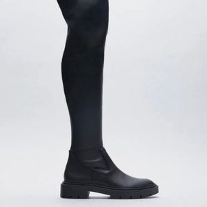 They are new over knee boots, they are good, while the size doesn't fit me.